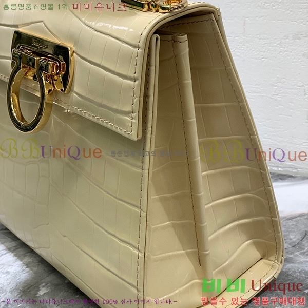 #䷹ ڴ ž ڵ 212267-1001