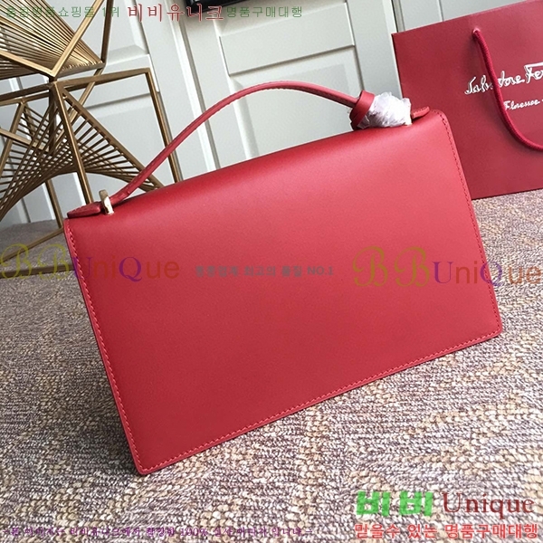 #䷹ ϸ  21E099-1100