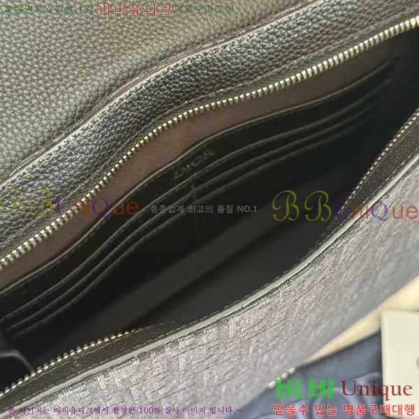 # Saddle A5 Ʈ̾ Ŭġ 2ADCA540-101