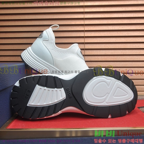    DR611158