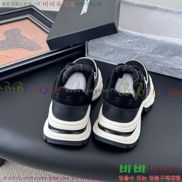  * Ŀ WP66077-1