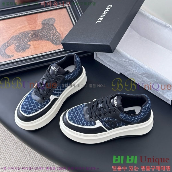  * Ŀ WP66077-9
