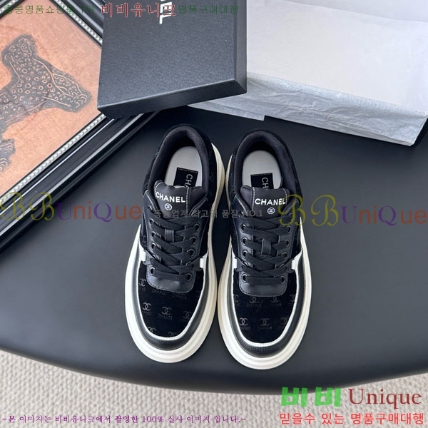  * Ŀ WP66077-11