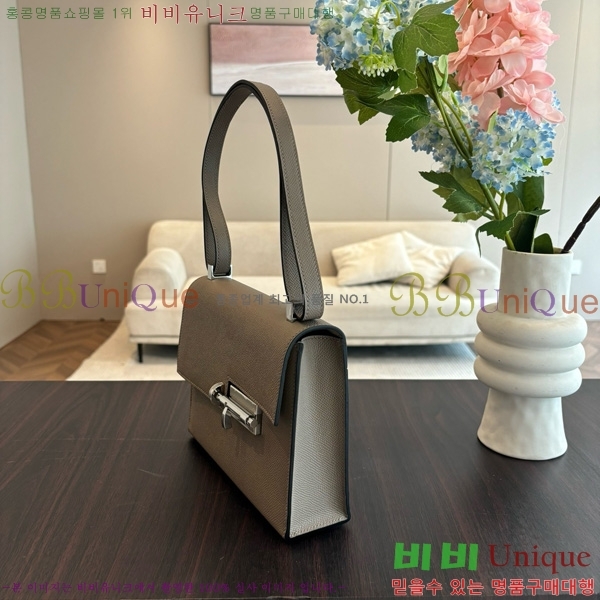 #޽ ο 21  H102440-6
