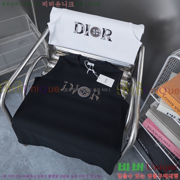    μҸ D258153-2