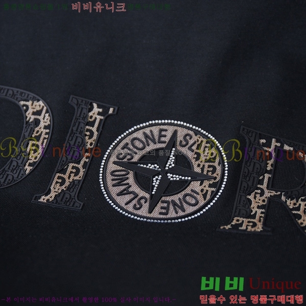   μҸ D258153-2