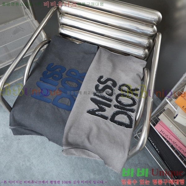    μҸ D258152-1