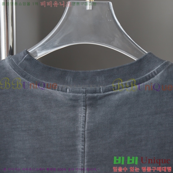    μҸ D258152-2