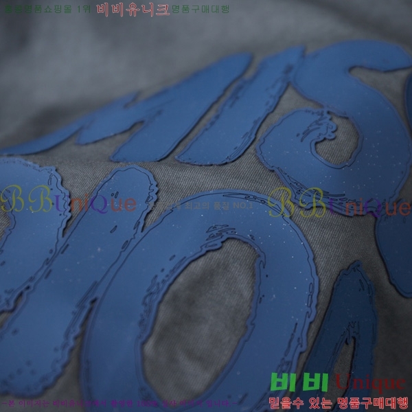    μҸ D258152-2